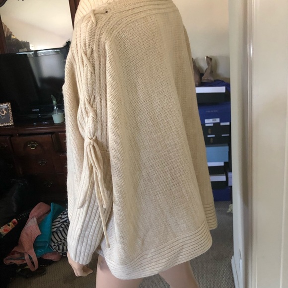 Bebe Sweater - Picture 3 of 5